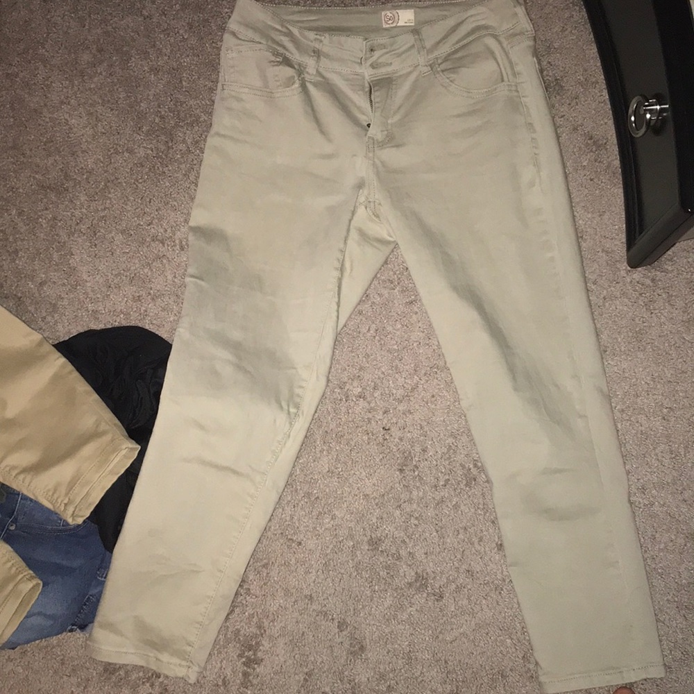 SO Khakis